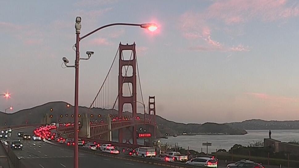 Northbound lanes on Golden Gate Bridge reopen following early morning crash — San Rafael Community news