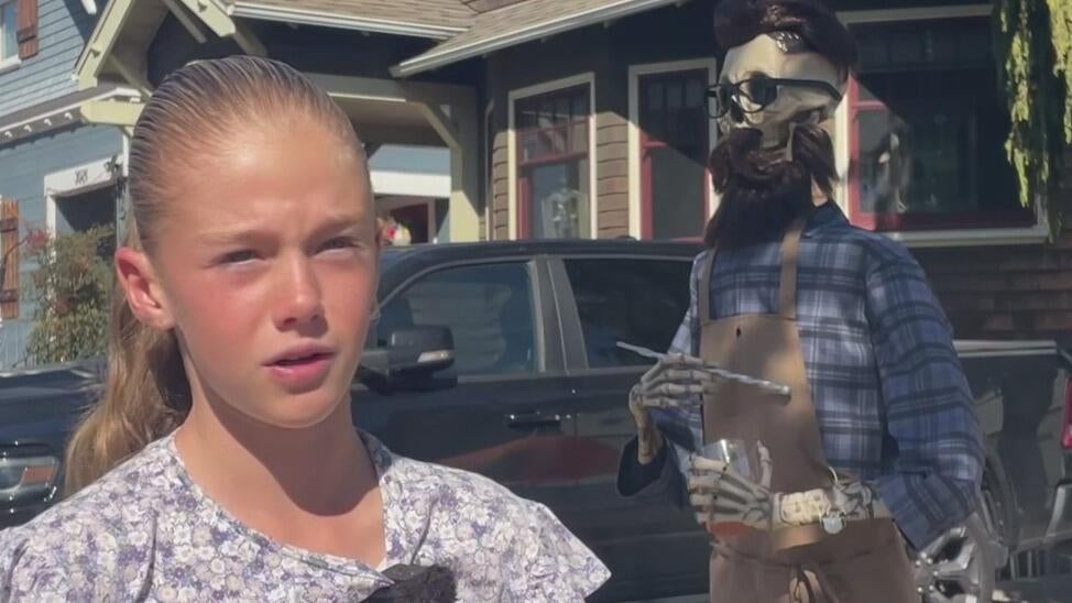 Alameda girl uses AI to create talking skeleton "Uncle Murray" for Halloween display — CBS Bay Area (KPIX), San Rafael Technology news