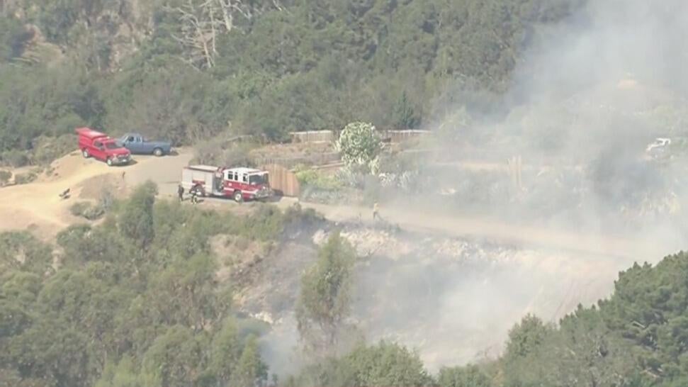 Vegetation fire breaks out in hills above UC Berkeley campus — CBS Bay Area (KPIX), San Rafael Community news