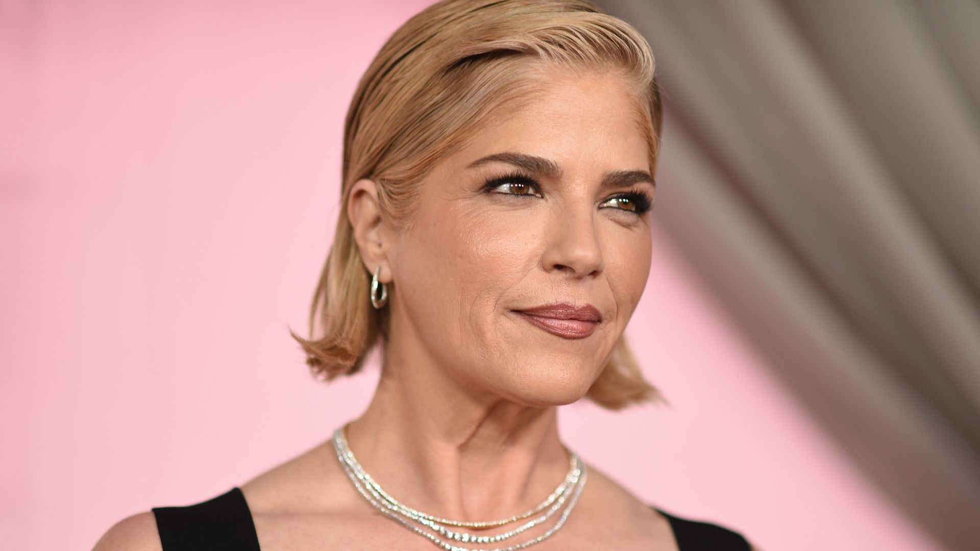 Selma Blair arraigned after alleged altercation on Delta flight, bail set at $20K
       — ABC 7 Bay Area, San Rafael Community news