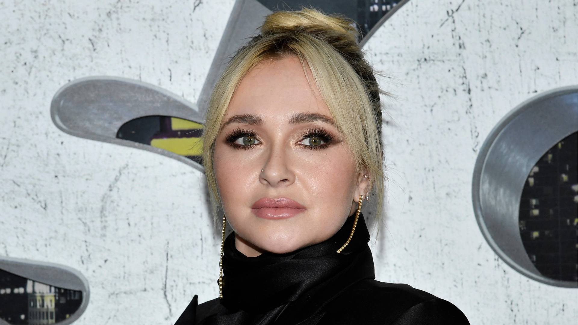 911 call reveals frantic response at address where Hayden Panettiere was found unresponsive
       — ABC 7 Bay Area, San Rafael Community news