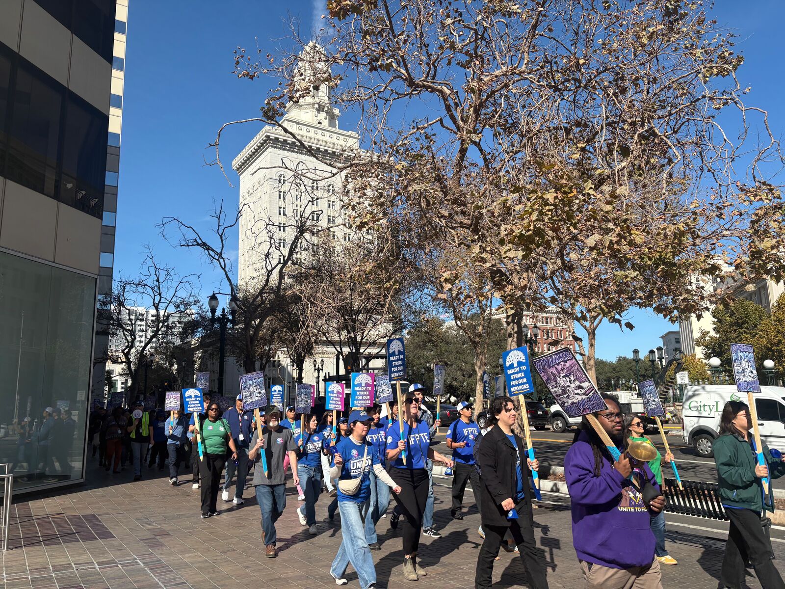 Oakland city workers will strike Nov. 5 if no deal is reached — San Rafael Community news