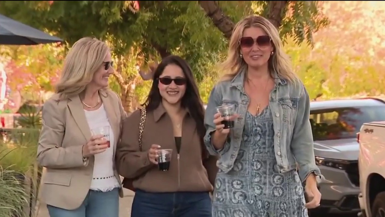 Yountville launches Napa Valley's first open-container entertainment zone — KTVU FOX 2 Bay Area, San Rafael Community news