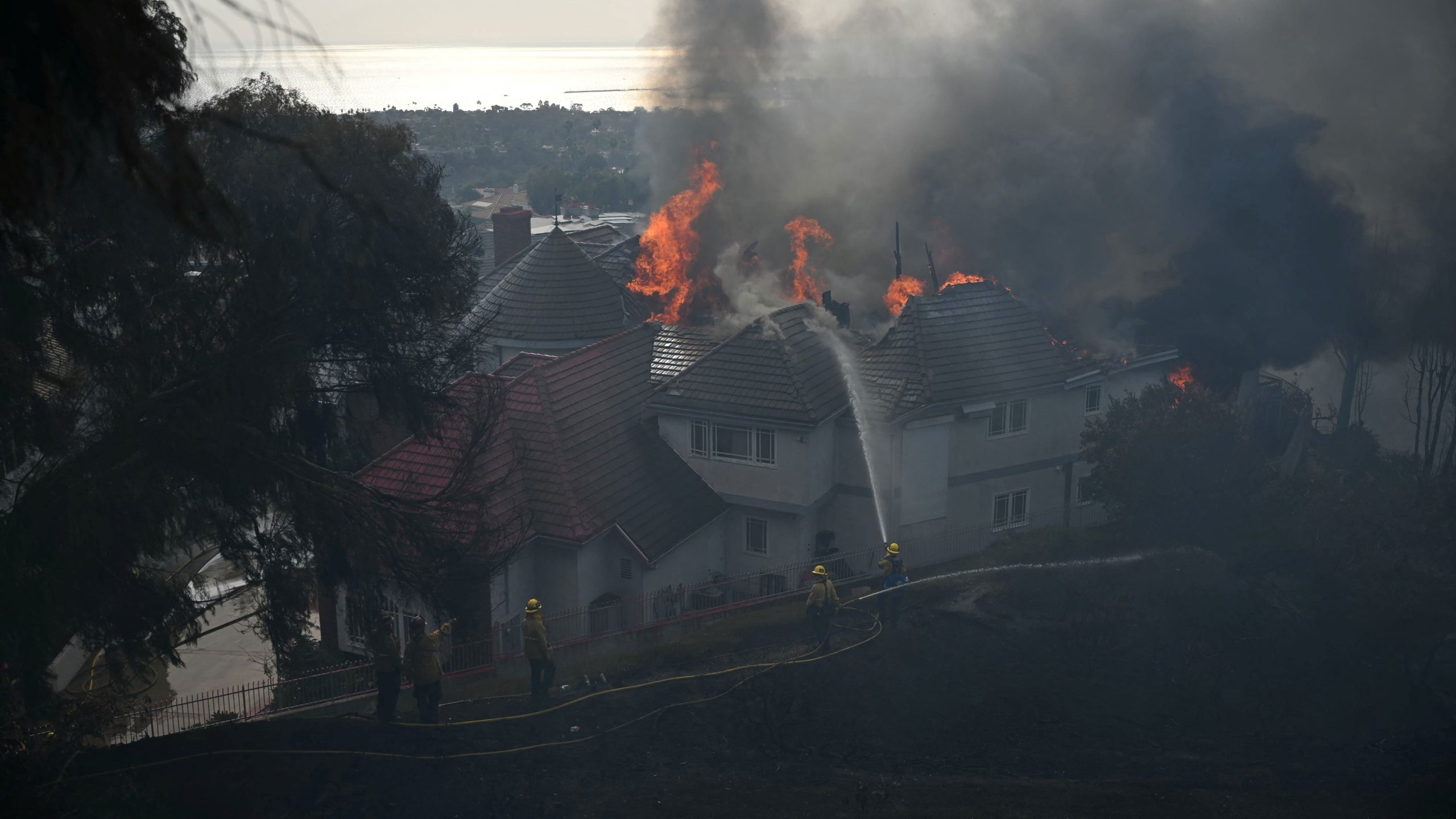 Norte Fire in California threatens homes, forces evacuations — KTVU FOX 2 Bay Area, San Rafael Community news